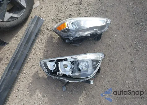 2017 Mitsubishi Outlander Sport 2.0 Le z USA, uszkodzony, nr VIN JA4AR3AU5HZ042775